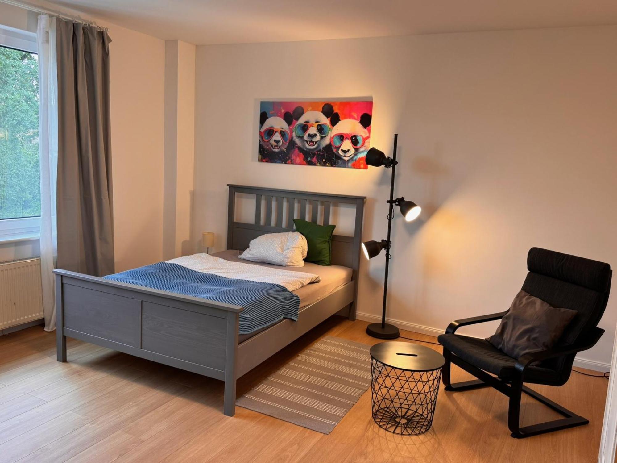 Fc-Apartmenthaus Falkensee Mit Grossem Garten Und Pkw Stellflaechen Exterior foto